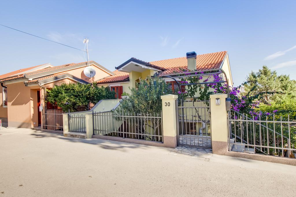 Adriana Apartment Mali Losinj Bagian luar foto